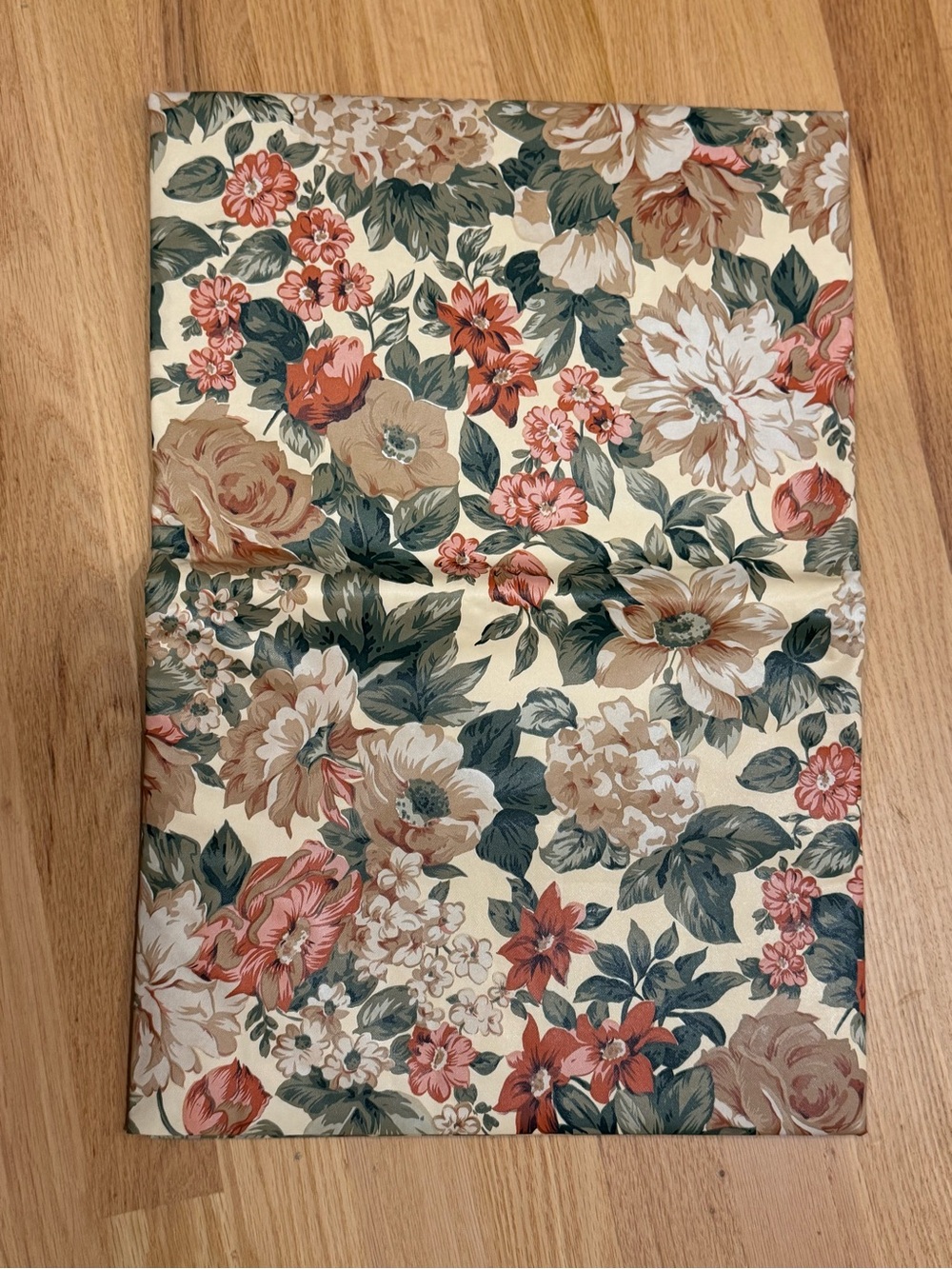 VTG Classic Collections |flannel-backed vinyl square tablecloth 52”